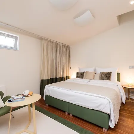Apartman Empirent Chic River Prága